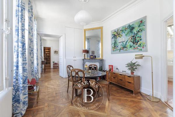 Paris 1er, Appartement 2 Chambres -  110 m² à vendre