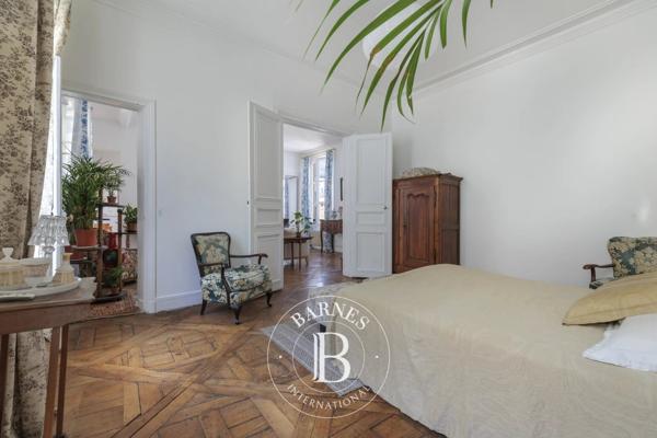 Paris 1er, Appartement 2 Chambres -  110 m² à vendre