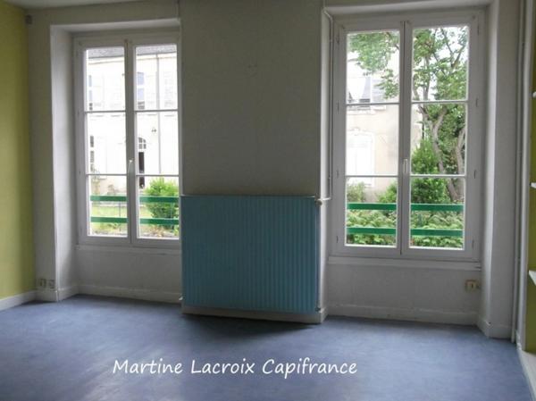 Dpt SARTHE (72), à vendre LA FERTE BERNARD - IMMEUBLE DE RAPPORT - P10 de 199 m² - Terrain de 248 M²