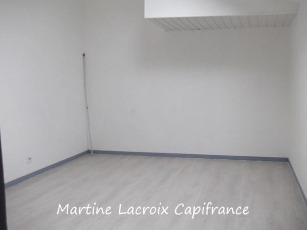 Dpt SARTHE (72), à vendre LA FERTE BERNARD - IMMEUBLE DE RAPPORT - P10 de 199 m² - Terrain de 248 M²