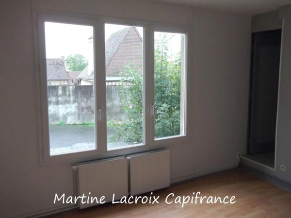 Dpt SARTHE (72), à vendre LA FERTE BERNARD - IMMEUBLE DE RAPPORT - P10 de 199 m² - Terrain de 248 M²