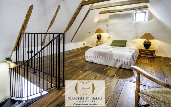 Rocamadour (46500) Propriété Lotoise restaurée : Piscine - Dépendances - 8 hectares - Box chevaux.