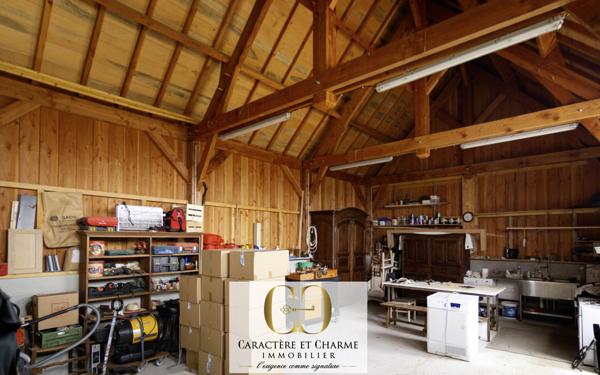 Rocamadour (46500) Propriété Lotoise restaurée : Piscine - Dépendances - 8 hectares - Box chevaux.