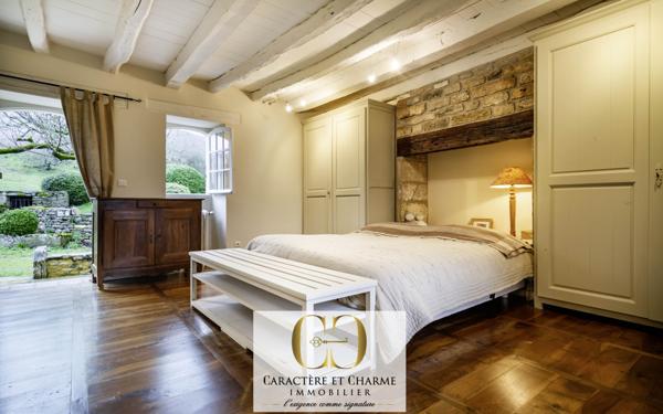 Rocamadour (46500) Propriété Lotoise restaurée : Piscine - Dépendances - 8 hectares - Box chevaux.