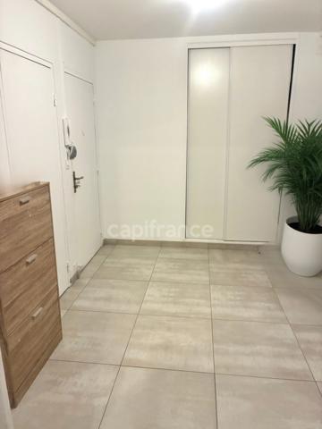 *sur Caucriauville* Appartement T4 de 91.82 m² vendu loué avec vue sur jardin, ascenseur et cave