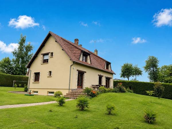 Vente                                                      Maison
                        
                     9 pièces                      165 m2                     à Pont-Audemer
