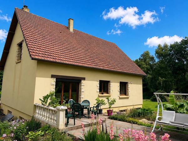 Vente                                                      Maison
                        
                     9 pièces                      165 m2                     à Pont-Audemer