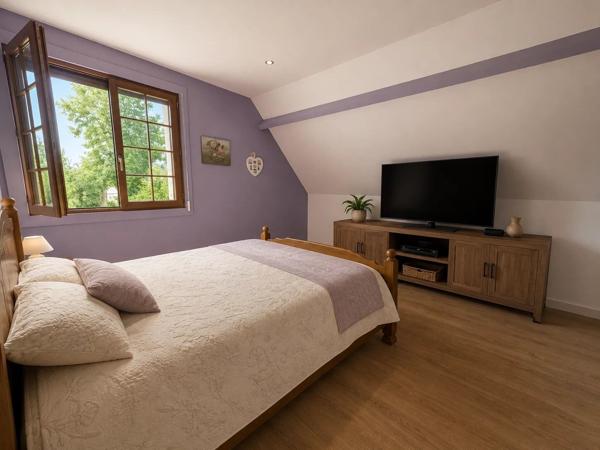 Vente                                                      Maison
                        
                     9 pièces                      165 m2                     à Pont-Audemer