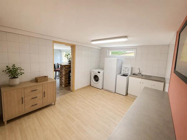Vente                                                      Maison
                        
                     9 pièces                      165 m2                     à Pont-Audemer