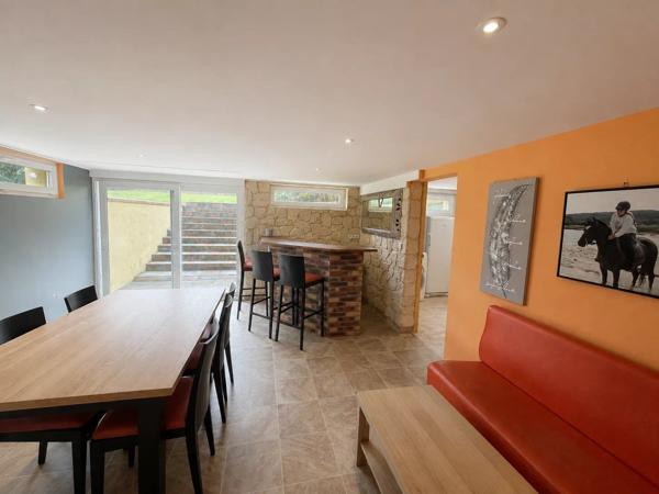 Vente                                                      Maison
                        
                     9 pièces                      165 m2                     à Pont-Audemer