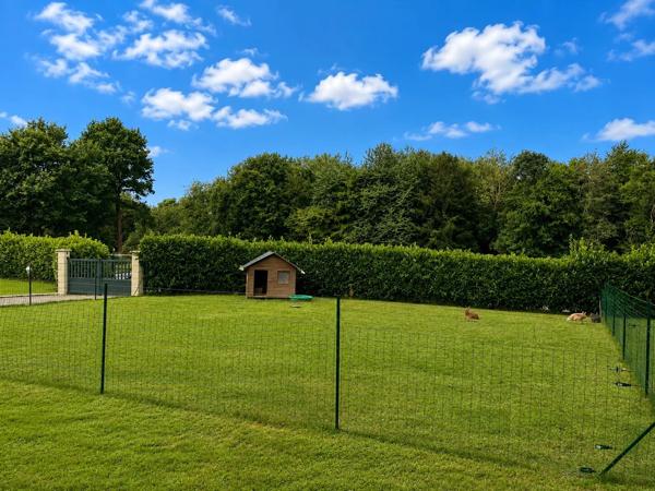 Vente                                                      Maison
                        
                     9 pièces                      165 m2                     à Pont-Audemer