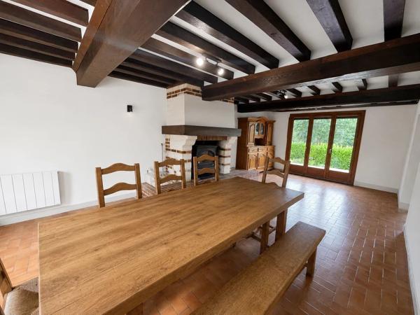 Vente                                                      Maison
                        
                     9 pièces                      165 m2                     à Pont-Audemer