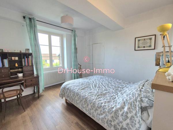 Maison à vendre 12 pièces de 300 m²