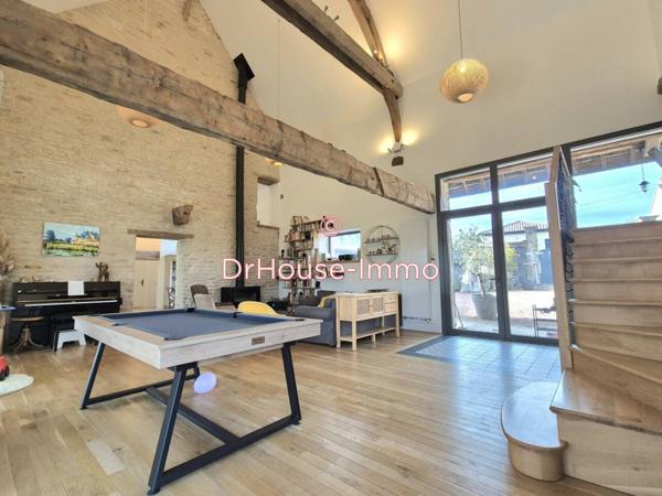 Maison à vendre 12 pièces de 300 m²