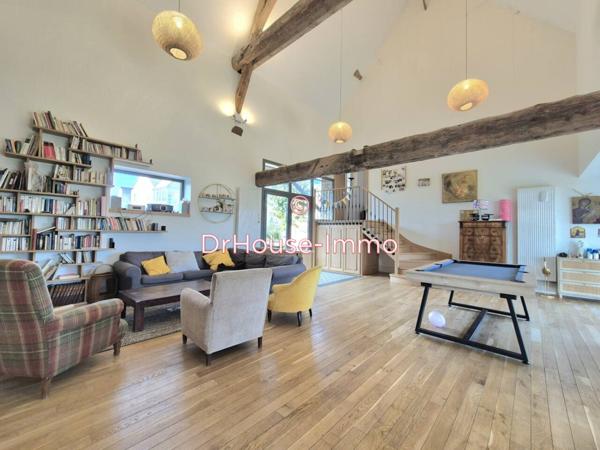 Maison à vendre 12 pièces de 300 m²