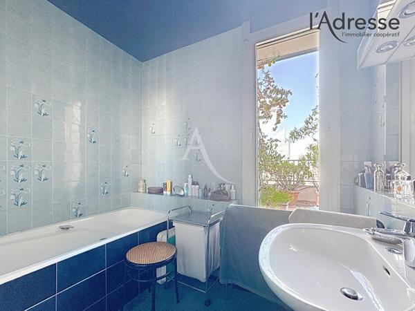 PUTEAUX/ Seine 4 pièces de 99 m² avec terrasse en dernier étage