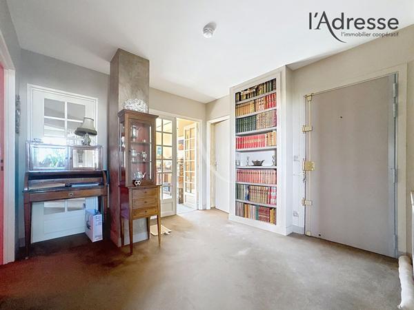 PUTEAUX/ Seine 4 pièces de 99 m² avec terrasse en dernier étage