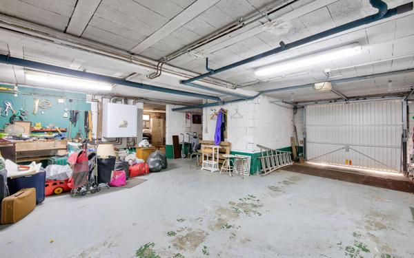 Maison à vendre    4 pièces • 149,18 m2 Villejuif