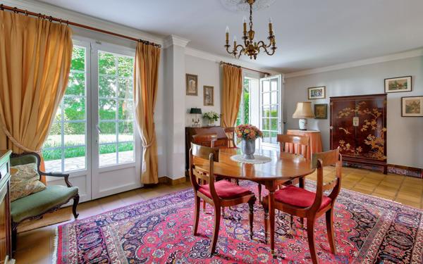 Maison à vendre    4 pièces • 149,18 m2 Villejuif