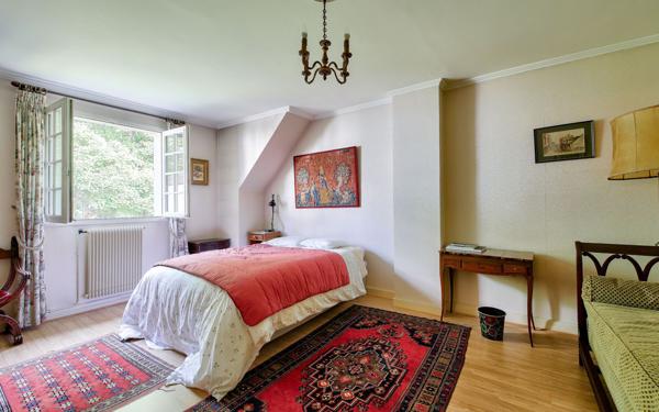 Maison à vendre    4 pièces • 149,18 m2 Villejuif