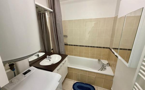 Appartement à louer    2 pièces • 38,55 m2 Lyon 7