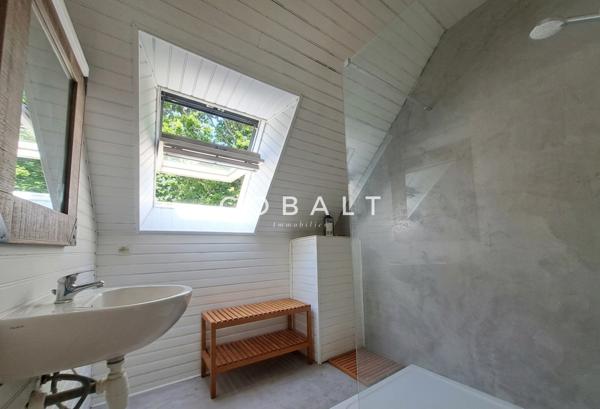 Maison à rafraichir - 235 m² - 5 chambres - Sous-sol complet - Parcelle 918 m² - Secteur Le Guezy