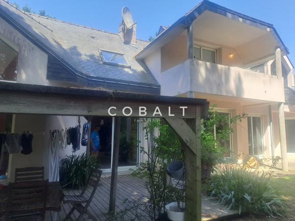 Maison à rafraichir - 235 m² - 5 chambres - Sous-sol complet - Parcelle 918 m² - Secteur Le Guezy