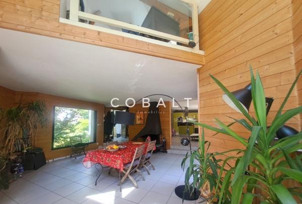 Maison à rafraichir - 235 m² - 5 chambres - Sous-sol complet - Parcelle 918 m² - Secteur Le Guezy