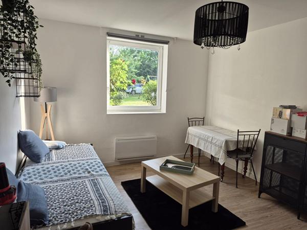 A LOUER : T1 à VILLENEUVE D ASCQ • • 450 € CC • Réf. 2929544-APT35G