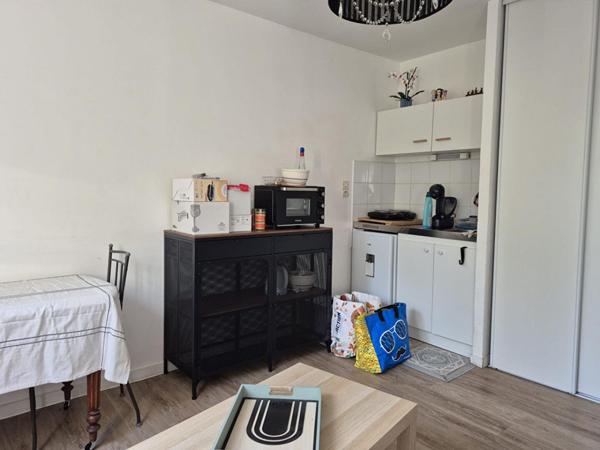 A LOUER : T1 à VILLENEUVE D ASCQ • • 450 € CC • Réf. 2929544-APT35G
