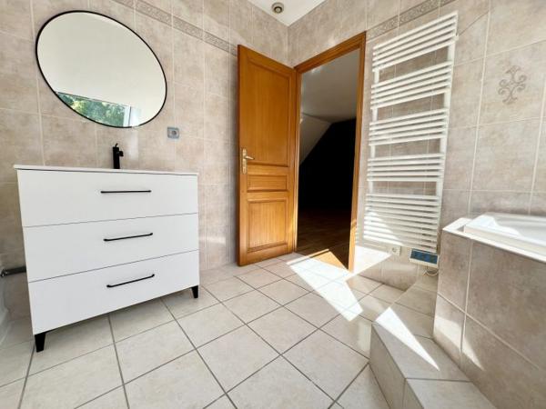 Maison mitoyenne 1 côté Annet-sur-Marne 199 m²