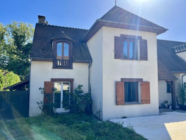 Maison mitoyenne 1 côté Annet-sur-Marne 199 m²