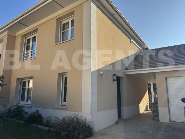 Maison 4 pièces 80 m²  Villenoy