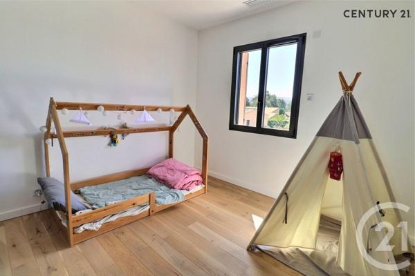 Maison à vendre  5 pièces - 122 m2 PERNES LES FONTAINES - 84