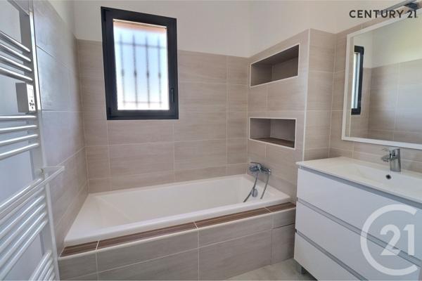 Maison à vendre  5 pièces - 122 m2 PERNES LES FONTAINES - 84