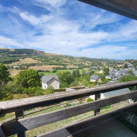 Complexe Eco village CHEYLADE Cheylade (15400)