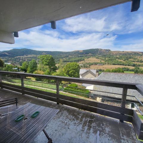 Complexe Eco village CHEYLADE Cheylade (15400)