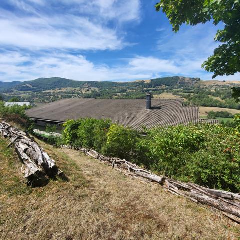 Complexe Eco village CHEYLADE Cheylade (15400)