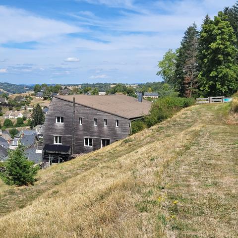 Complexe Eco village CHEYLADE Cheylade (15400)