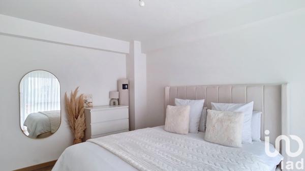 Appartement 2 pièces de 50 m² à Trappes (78190)