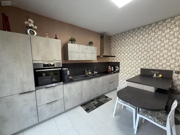 Maison à vendre à Escurolles dans l'Allier (03110), ref : 2025/974-03020