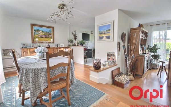 Maison à vendre    7 pièces •  Élancourt