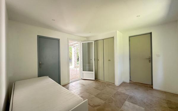 Maison à vendre    4 pièces • 95 m2 Nîmes