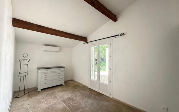Maison à vendre    4 pièces • 95 m2 Nîmes