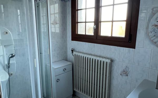 Maison à vendre    3 pièces •  Coulonges-les-Sablons