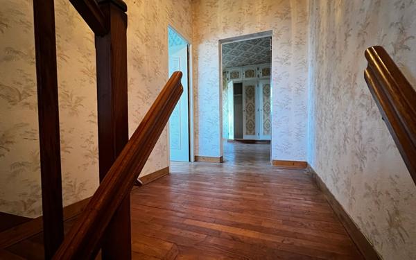 Maison à vendre    3 pièces •  Coulonges-les-Sablons