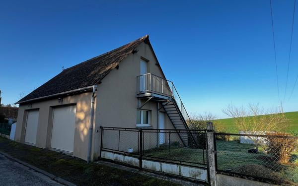 Maison à vendre    3 pièces •  Coulonges-les-Sablons