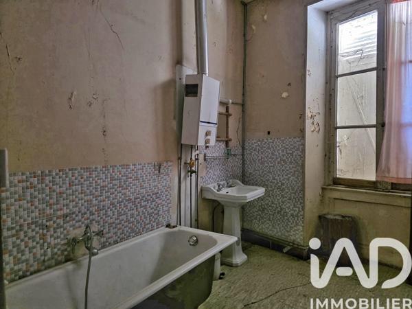 Maison à vendre 6 pièces 150 m² Montbron