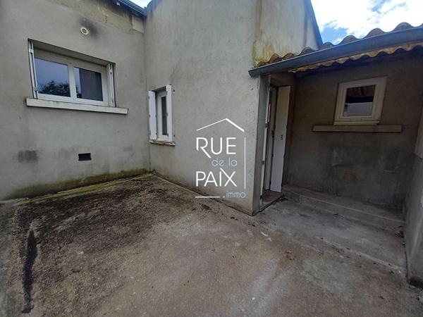 86140 LENCLOITRE LENCLOITRE : appartement