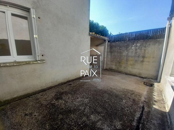 86140 LENCLOITRE LENCLOITRE : appartement